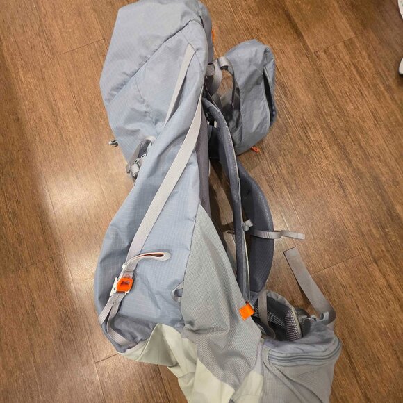 REI Flash 45 Backpack - Picture 5 of 6